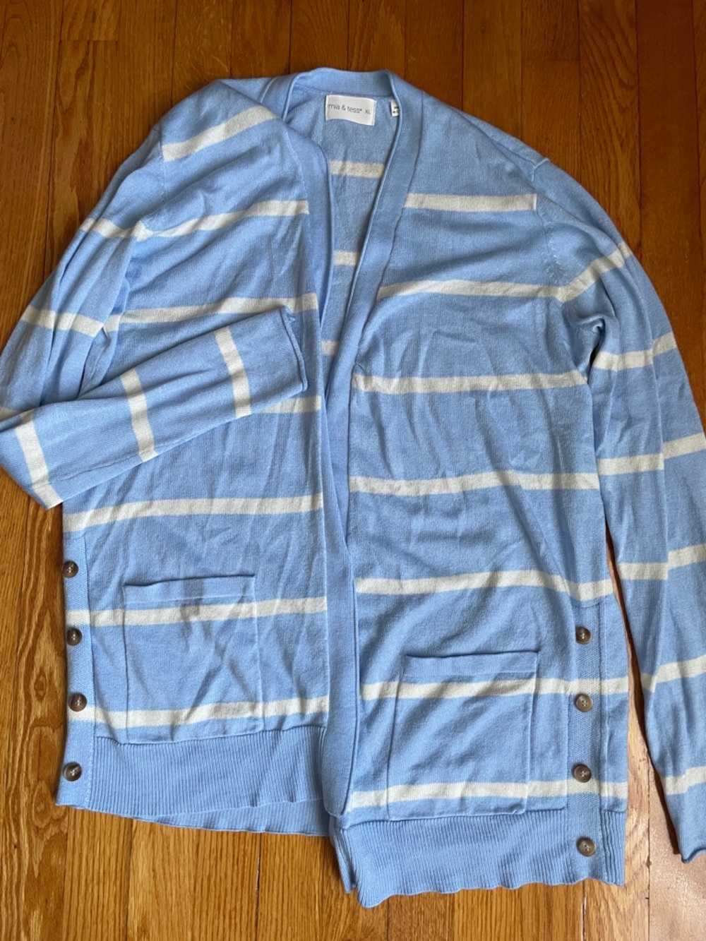 Women's Light Blue & White Striped Open-Front Cardigan